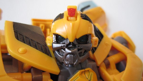 Leader Bumblebee Transformers Dark Of The Moon  (2 of 19)